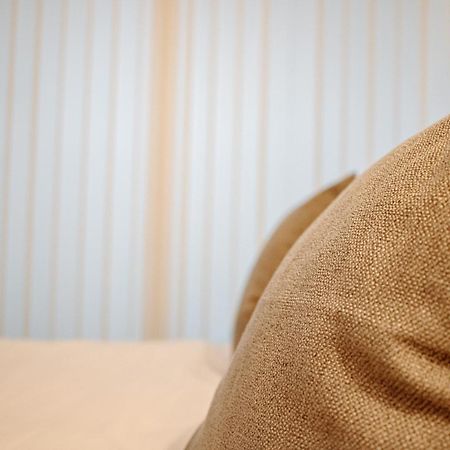 Central & Spacious, Sleeps 8, Perfect For Groups Лидс Экстерьер фото